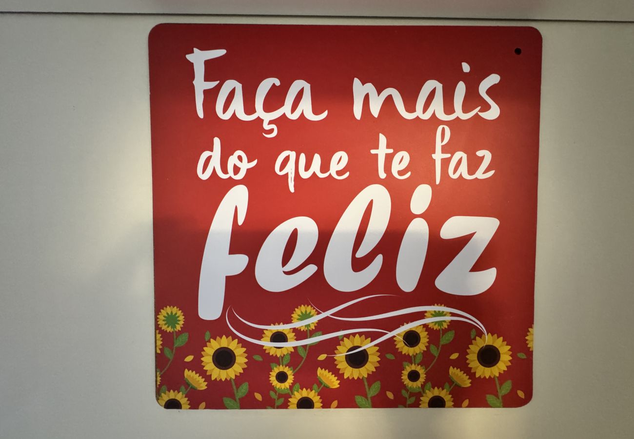 Apartamento em Rio de Janeiro - Tranquilo, na quadra da praia e perto de tudo - BestHostRio