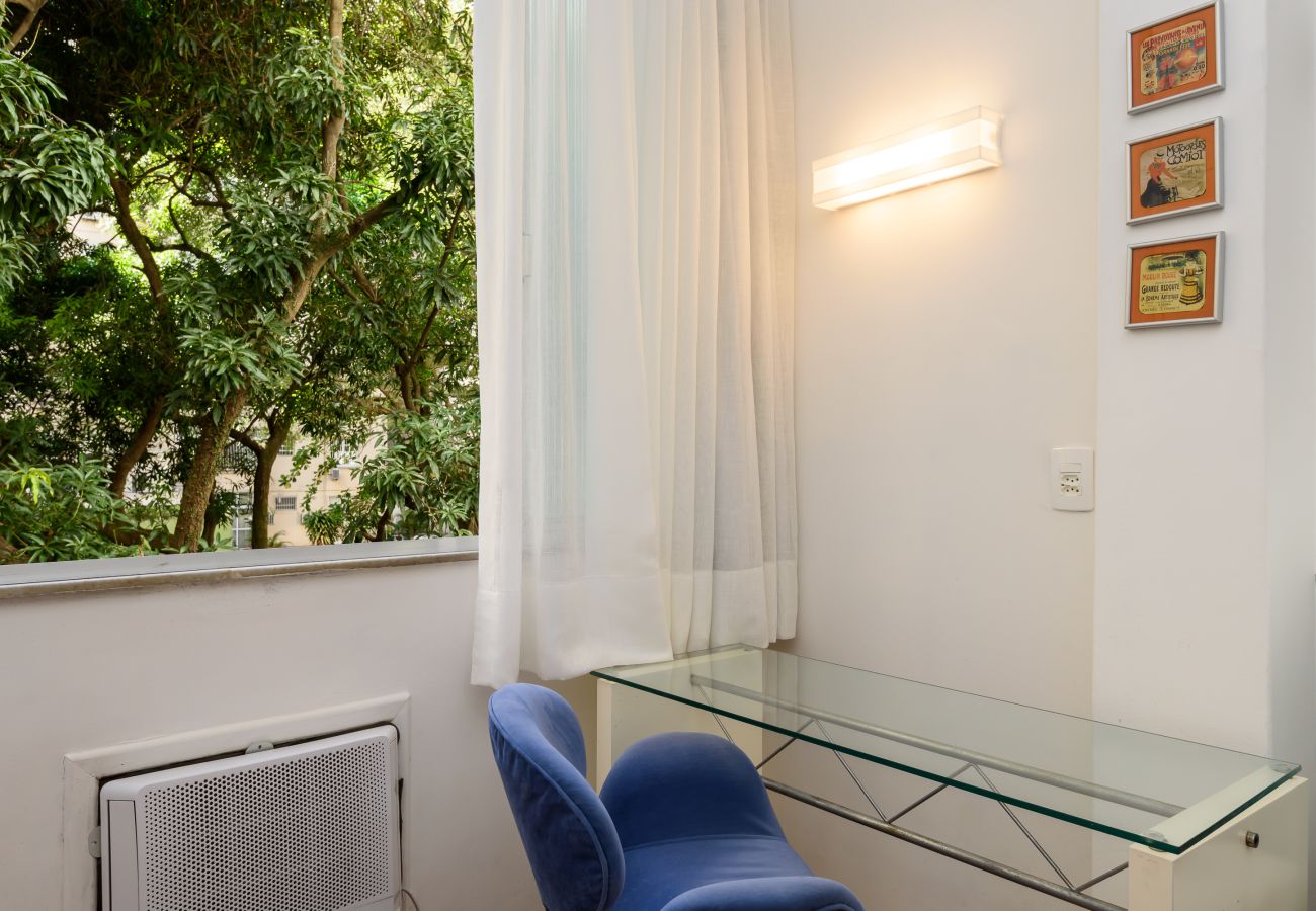 Apartamento em Rio de Janeiro - Excelente 50m da praia Copacabana - BestHostRio