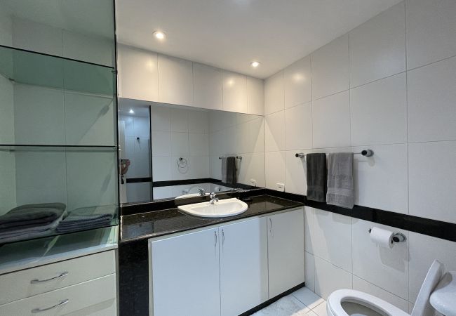 Apartamento em Rio de Janeiro - Apartamento encantador com piscina e garagem - BestHostRio Apartamento em Rio de Janeiro - Apartamento encantador com piscina e garagem - BestHostRio