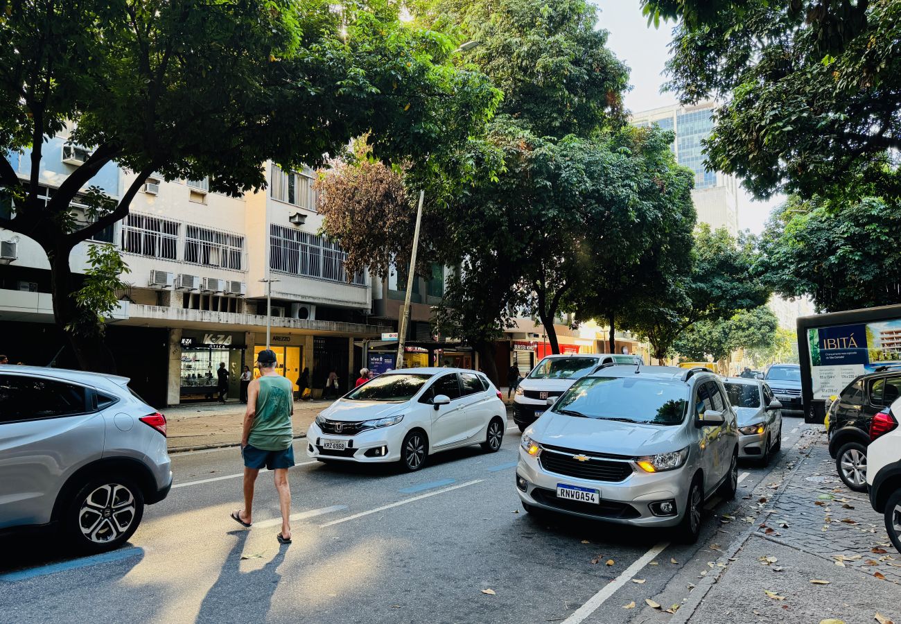 Apartamento em Rio de Janeiro - Ipanema novo, amplo com garagem - BestHostRio