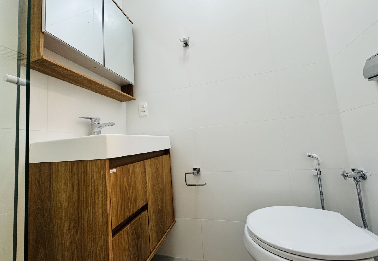 Apartamento em Rio de Janeiro - Charmoso Apartamento Térreo com Estilo e Conforto