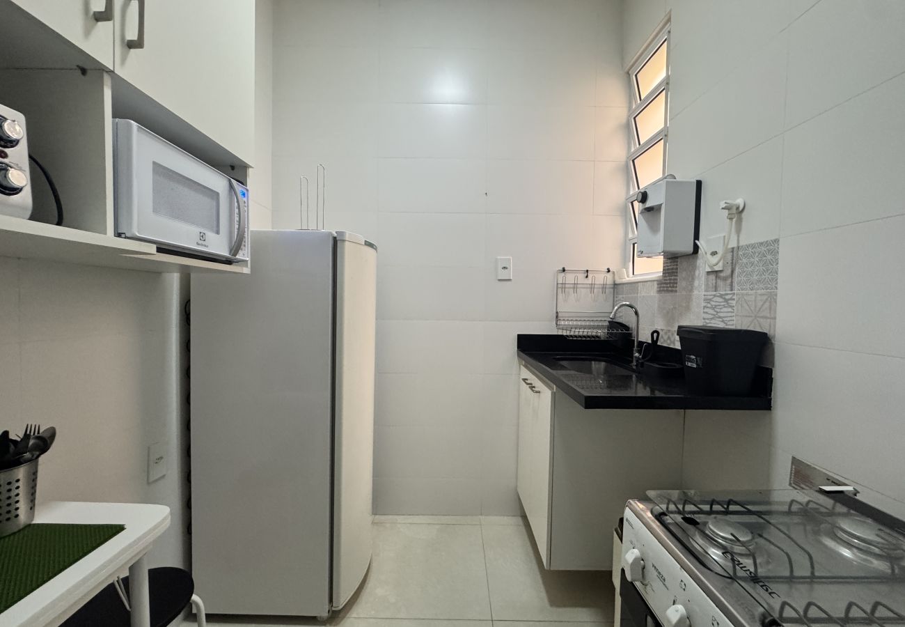 Apartamento em Rio de Janeiro - Design Clean e Localização Perfeita em Ipanema p/ Casal