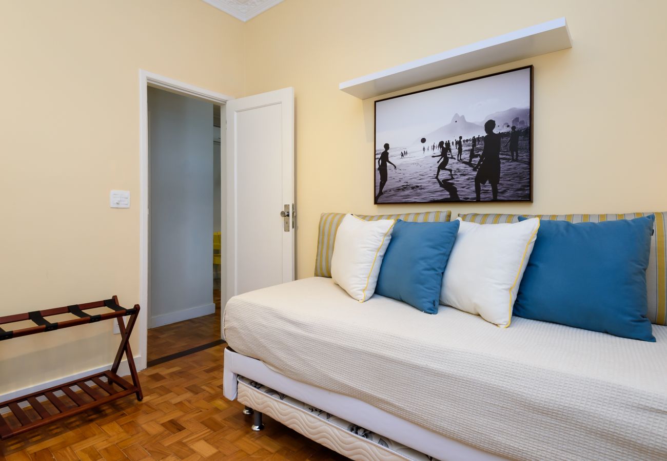 Apartment in Rio de Janeiro - Leblon, muy hermoso en la calle José Linhares - BestHostRio