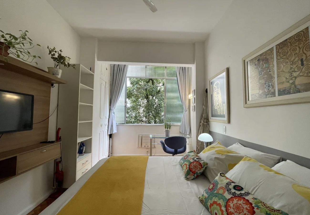 Apartment in Rio de Janeiro - Tranquilo, en la cuadra de la playa y cerca de todo - BestHostRio