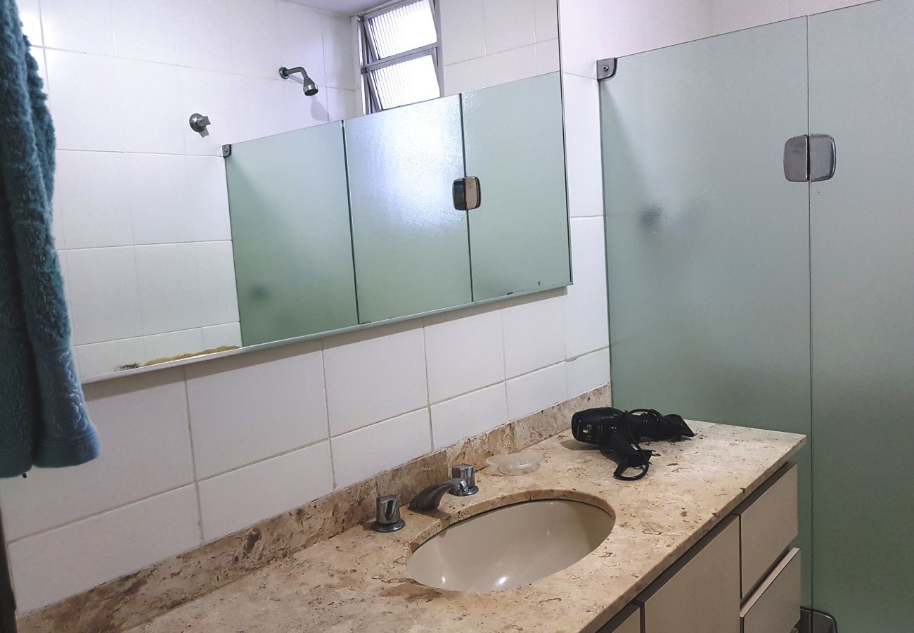 Apartment in Rio de Janeiro - Amplo Copa Posto 6 - Piscina, Garaje - BestHostRio