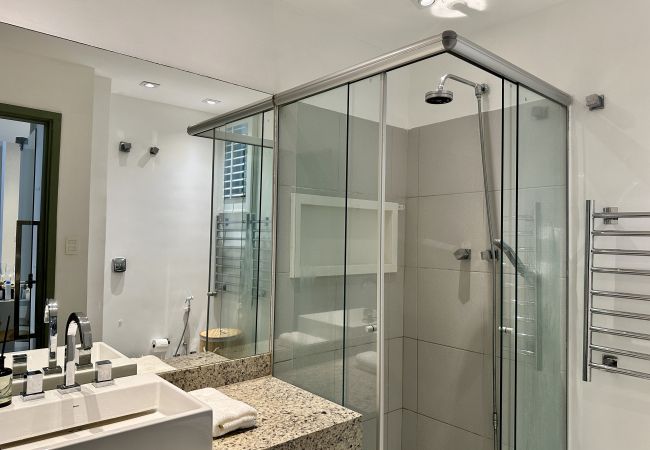 Apartamento en Rio de Janeiro - Belleza en Cada Detalle en Leblon / BestHostRio Apartamento en Rio de Janeiro - Belleza en Cada Detalle en Leblon / BestHostRio