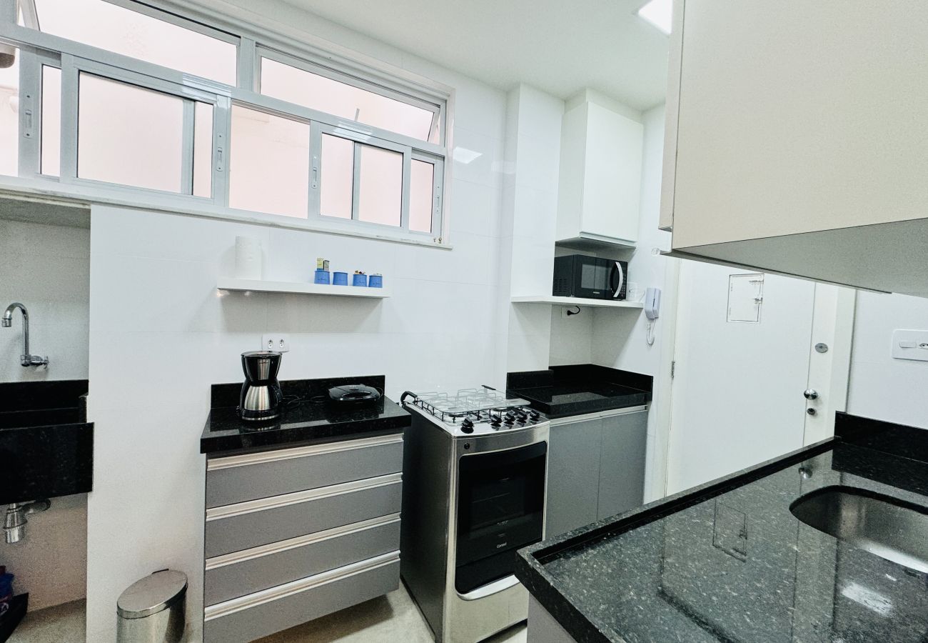 Apartamento en Rio de Janeiro - Elegante Apartamento a Pasos de la Playa - BestHostRio