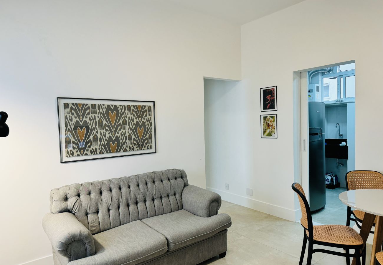 Apartamento en Rio de Janeiro - Elegante Apartamento a Pasos de la Playa - BestHostRio