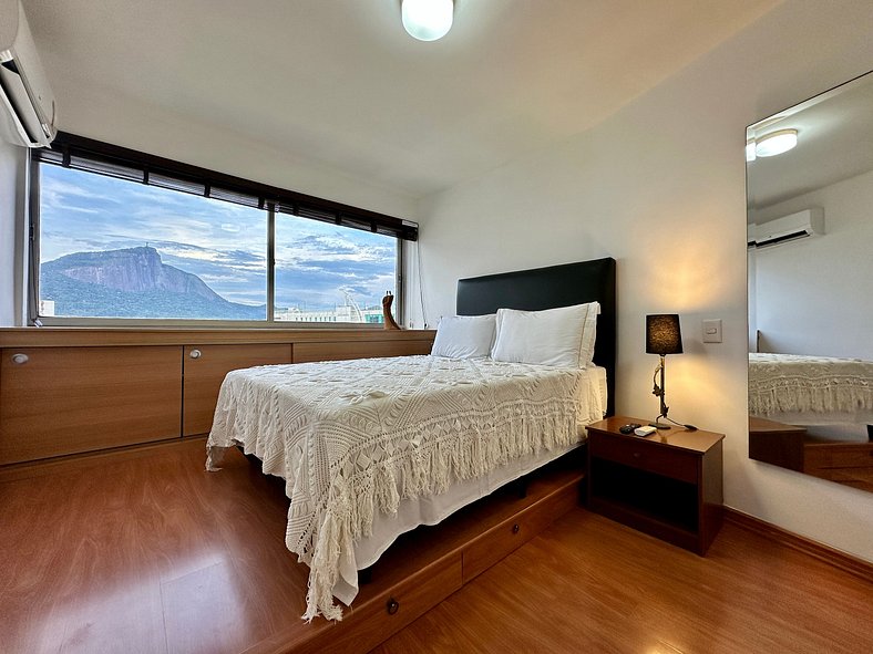 Flat no Leblon com Vista Espetacular / BestHostRio