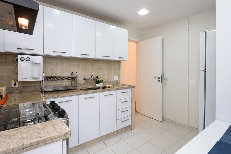 Ipanema, new, spacious with garage - BestHostRio